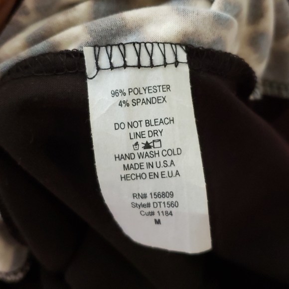 Fashion nova (Just a little bit cut out dress) - Picture 8 of 8